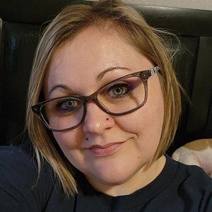 Meet your Posher, Cassie